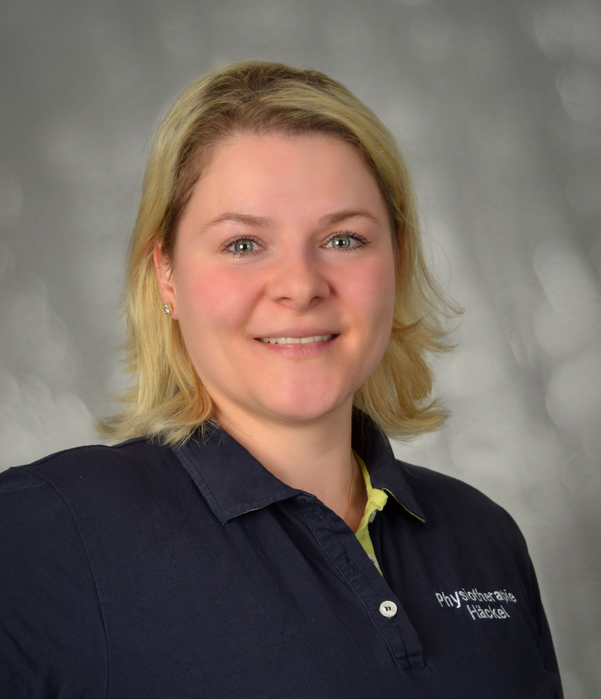 Porträt von Luisa Häckel Physiotherapeutin